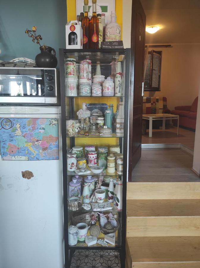 סמדרבו Hostelche Guest House מראה חיצוני תמונה