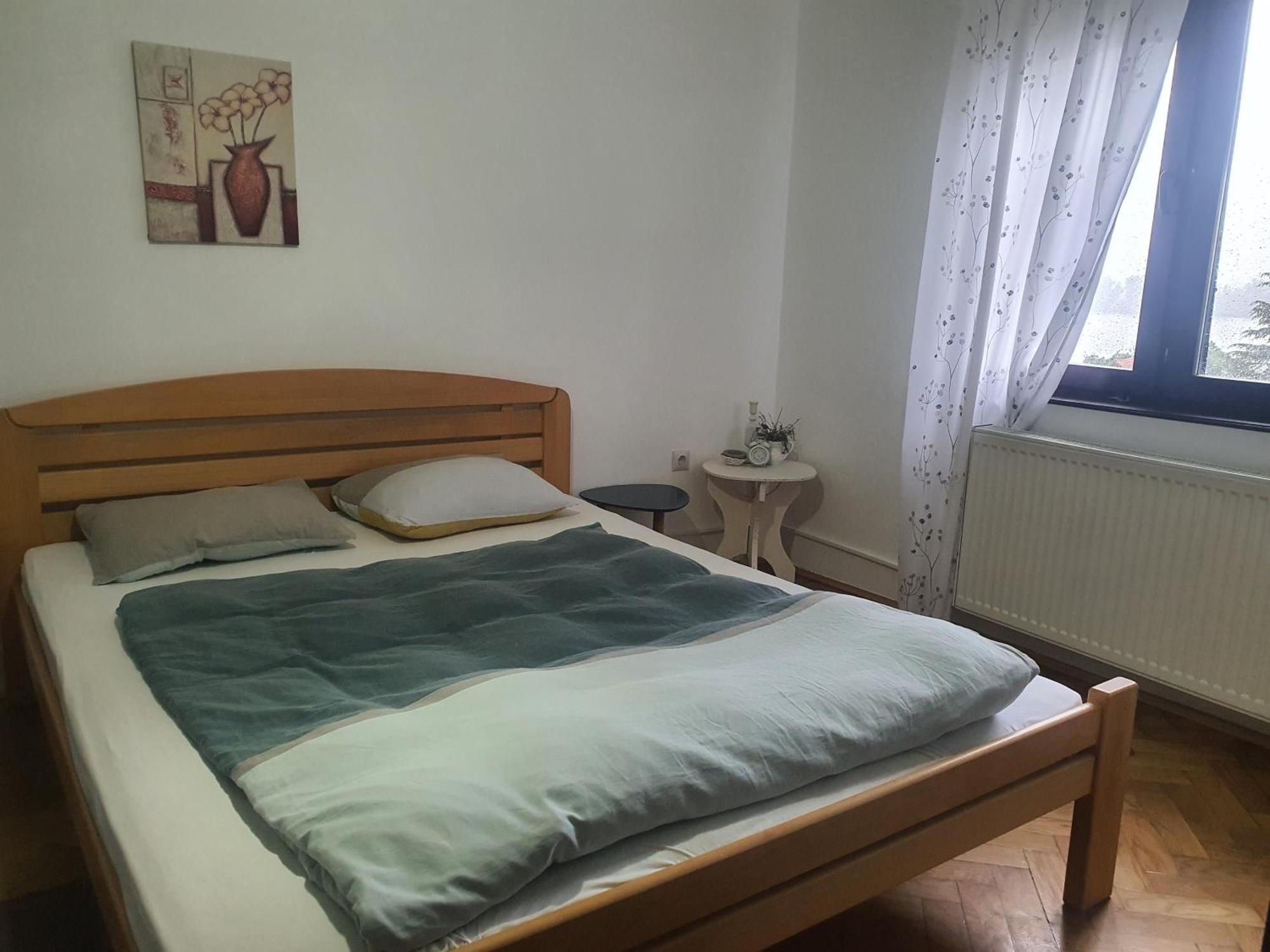 סמדרבו Hostelche Guest House מראה חיצוני תמונה