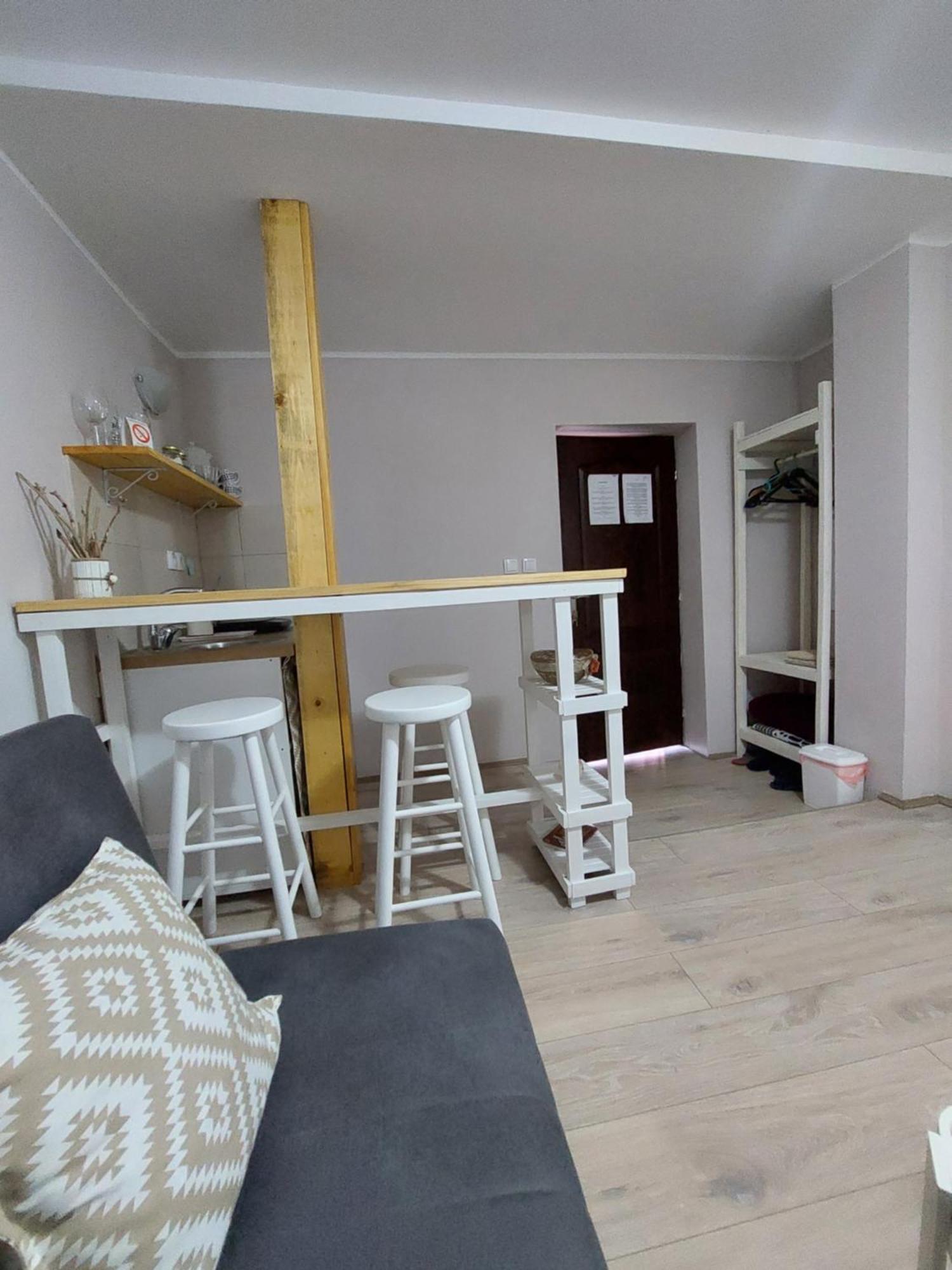 סמדרבו Hostelche Guest House חדר תמונה